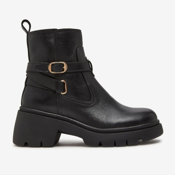 Steve Madden Colletta Boots - Picture 4 of 10